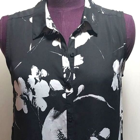 NY Collection Maxi Floral Dress - Picture 2 of 8